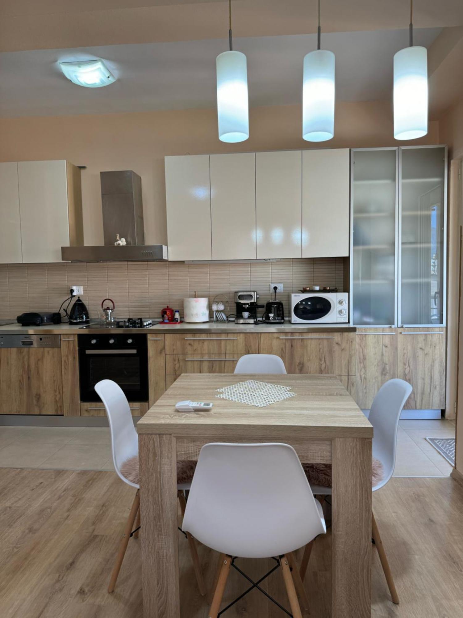 Era'S Apartment Tiranë Eksteriør bilde