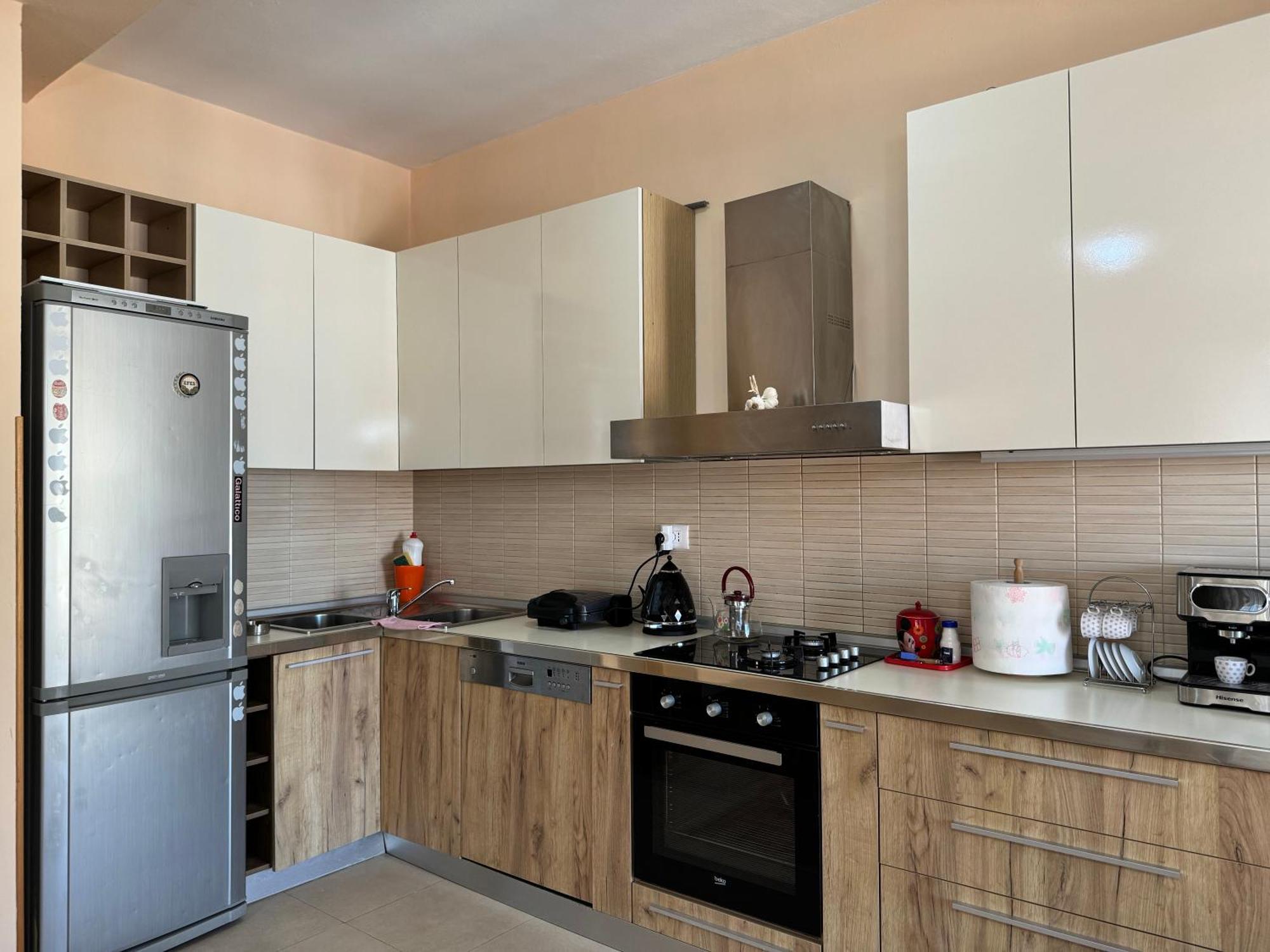Era'S Apartment Tiranë Eksteriør bilde